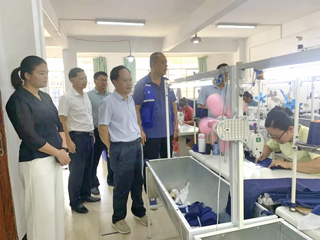 【大興調(diào)查研究】謝善高率隊到那蓬村開展鄉(xiāng)村振興工作調(diào)研