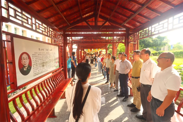 黨工融合謀發(fā)展，廉潔自律樹清風