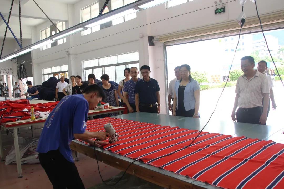 岑溪市總工會召開第十四屆十一次全委會議