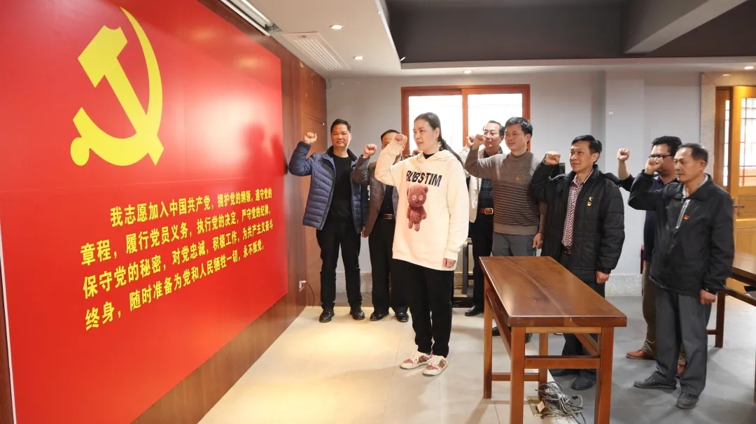 藤縣總工會(huì)組織開(kāi)展學(xué)黨史教育活動(dòng)