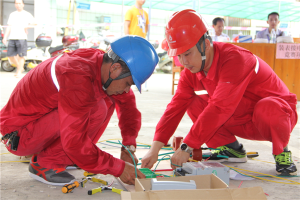 蒼梧電業(yè)公司成功舉辦2016年職工技能競賽